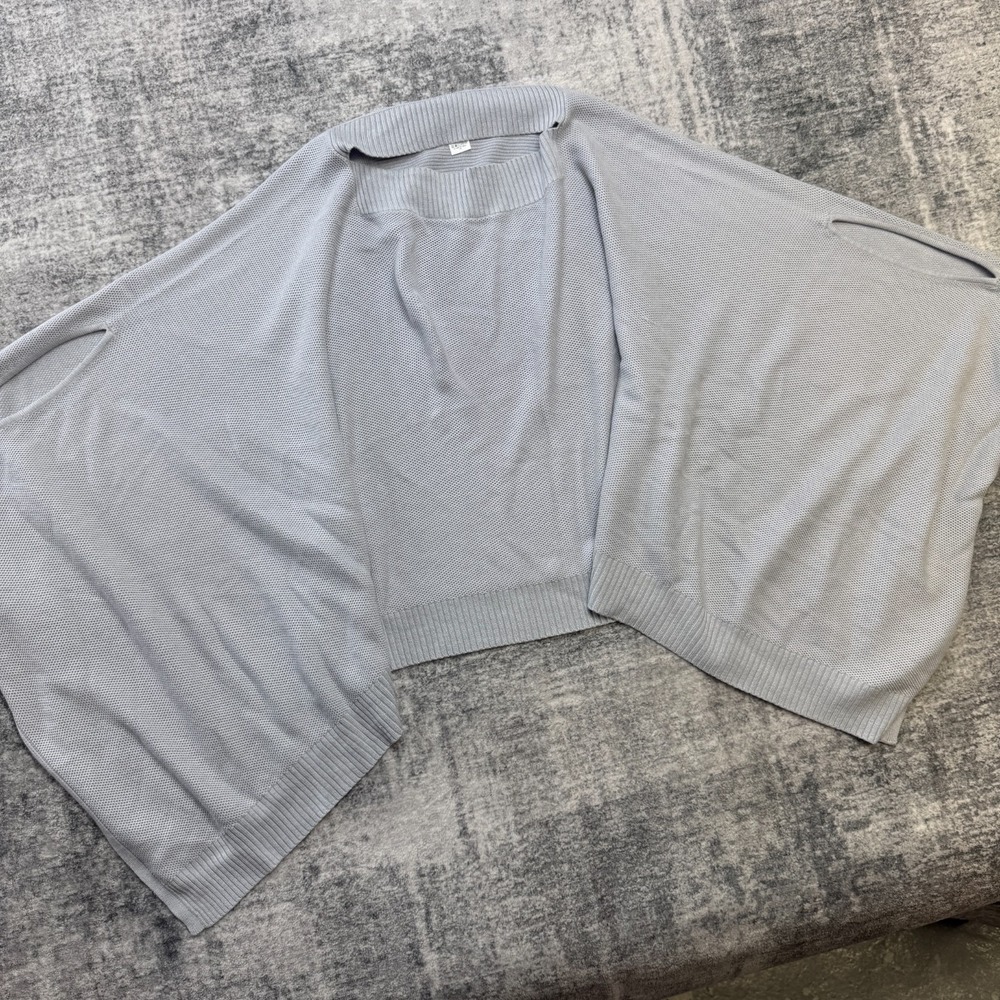 Lululemon‎ Forward Flow Poncho Womens OS Light Blue Viscose Silk Cape Minimal - Picture 2 of 9